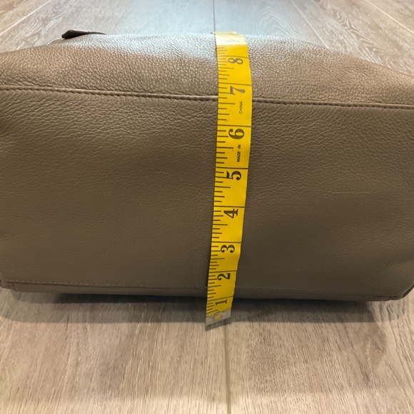 Aimee Kestenberg Tote BagCity Slicker   Charcoal/Taupe  Leather - Picture 14 of 16